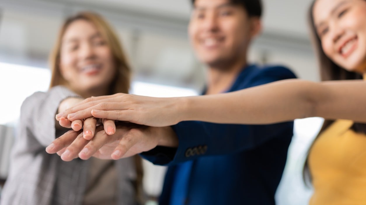 Mandate Communications